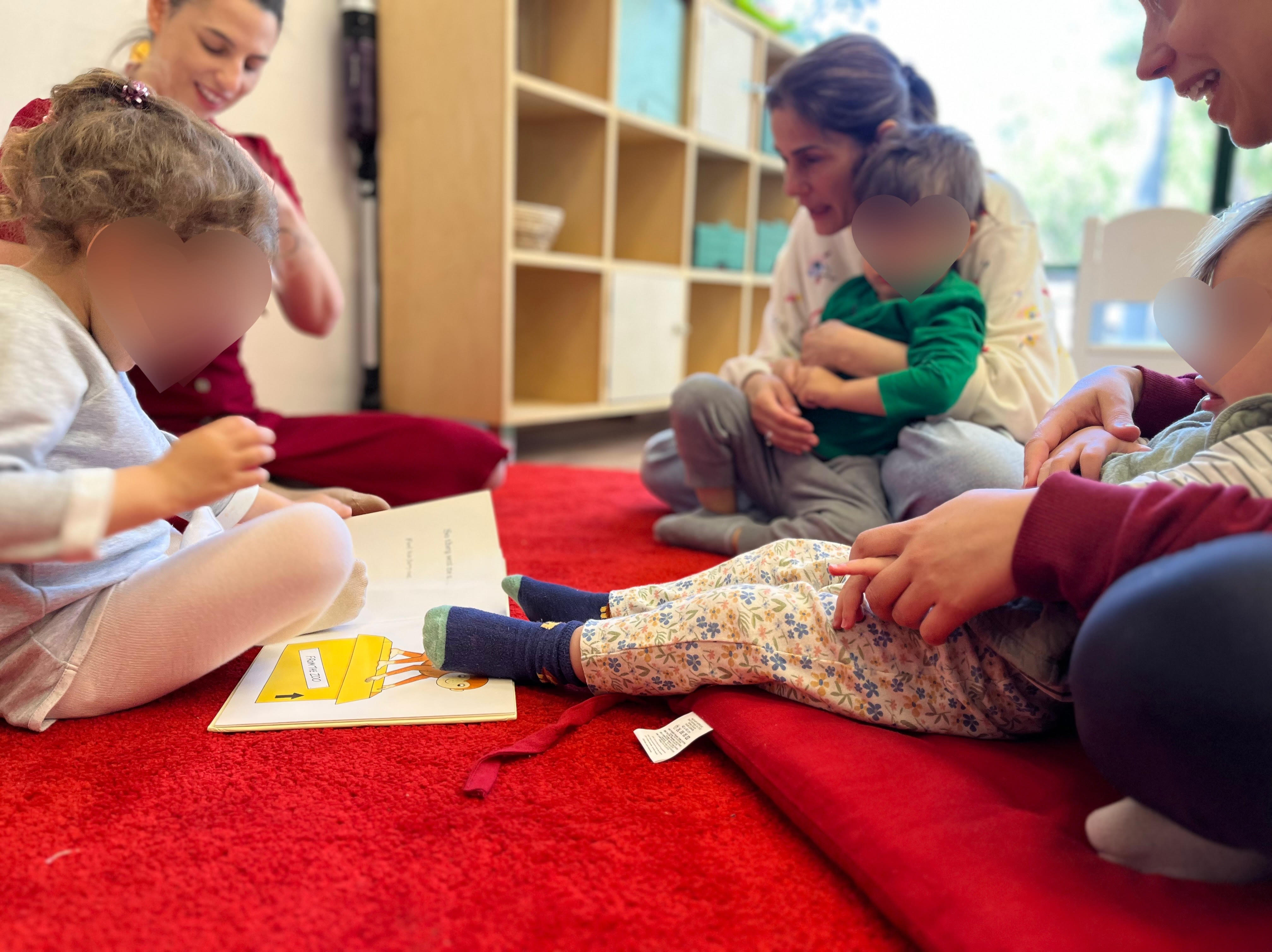 Book Buddies-Λιλιπούτειοι Βιβλιοφάγοι